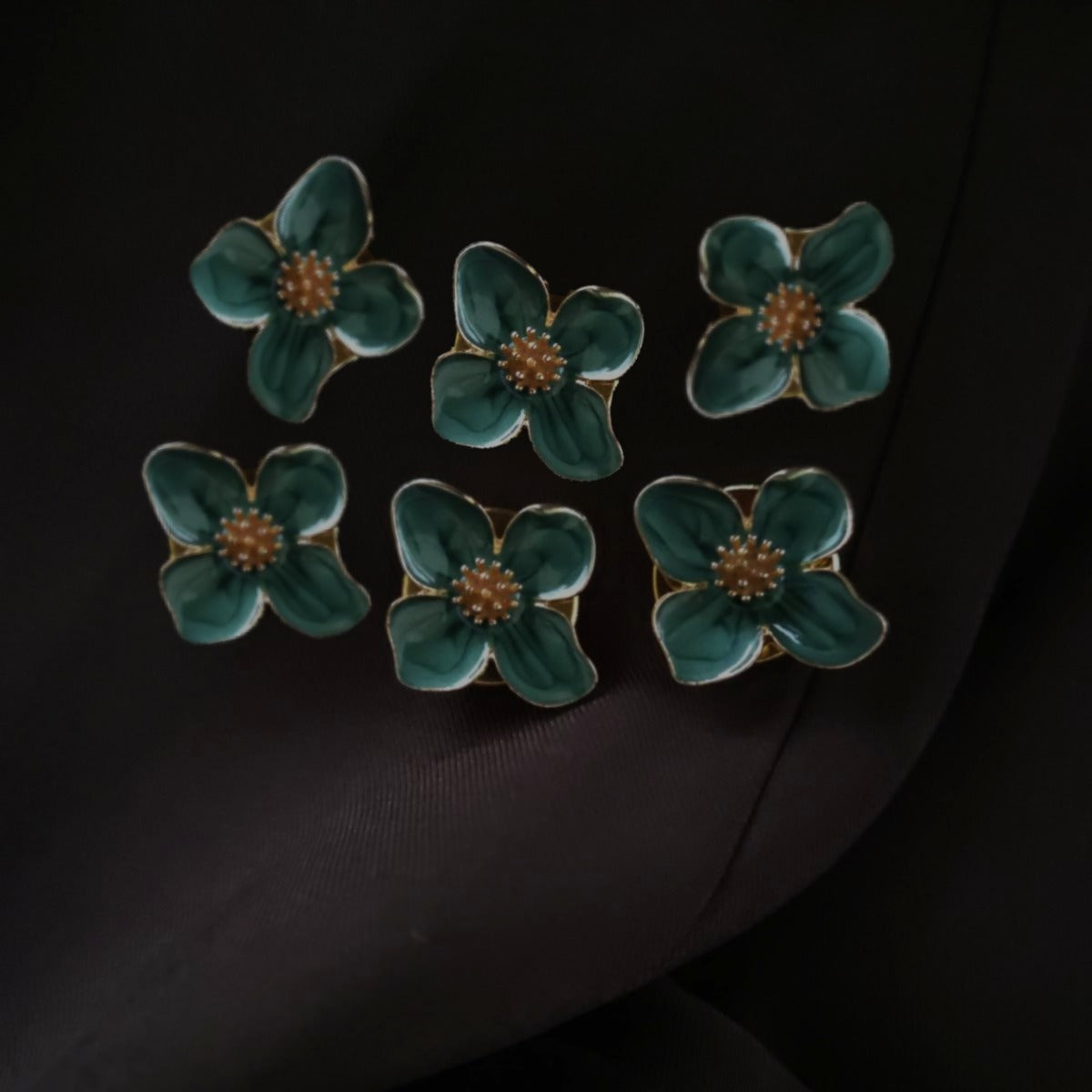 The Green Bloom Button Set - Set of 6