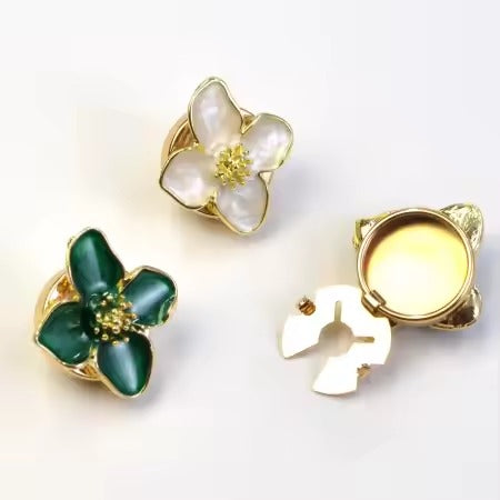 Green Flower & Shine Buttons