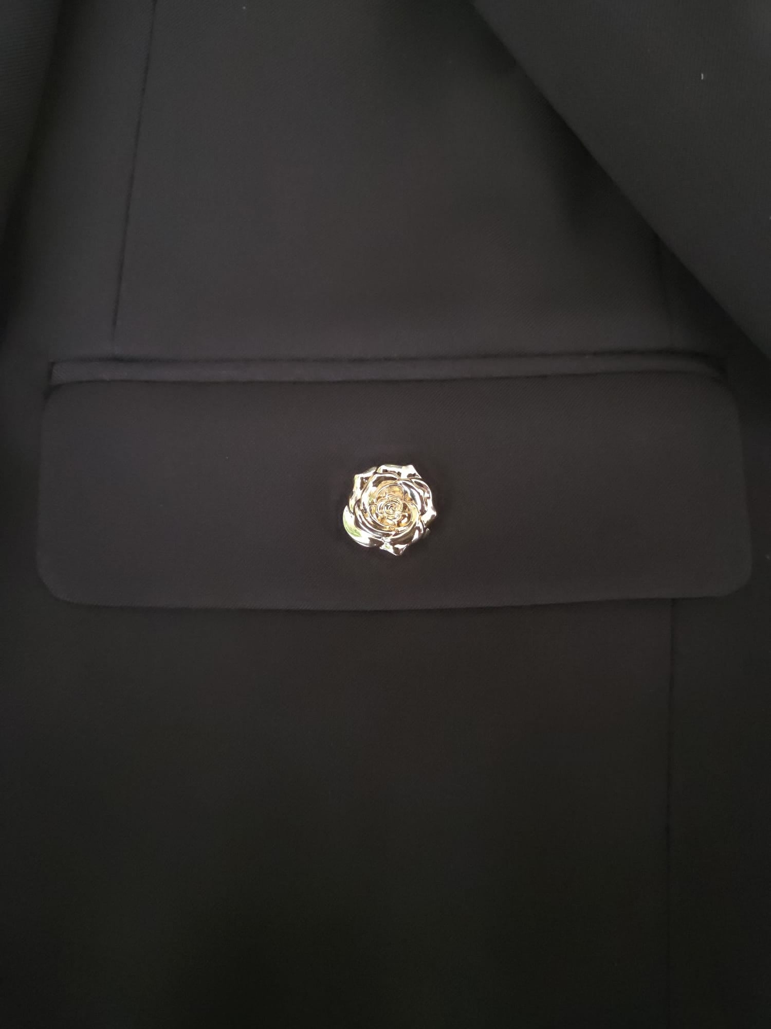 Lovely Gold Rose Buttons